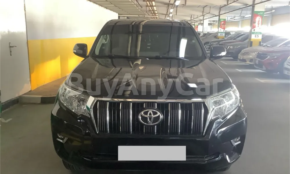 Vehicle photo 3