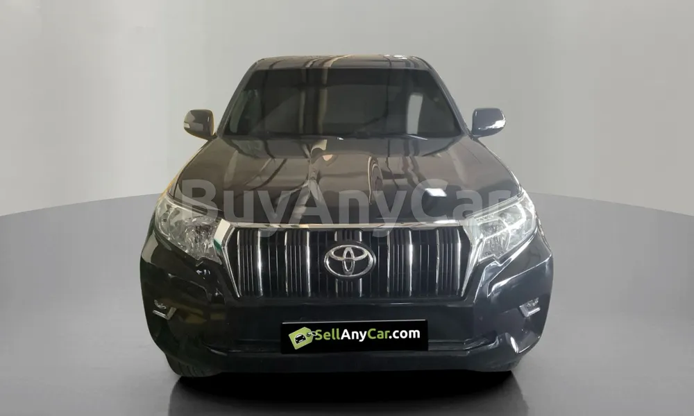 Vehicle photo 1