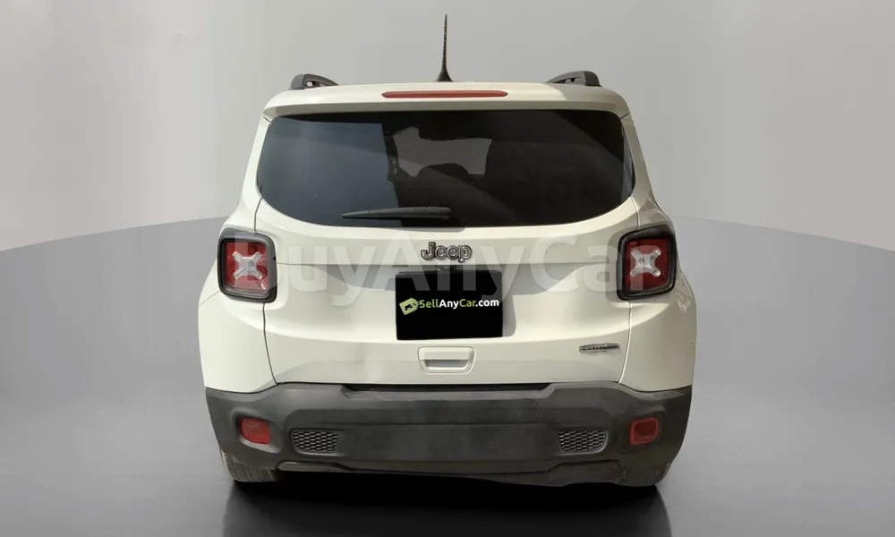 Vehicle photo 2