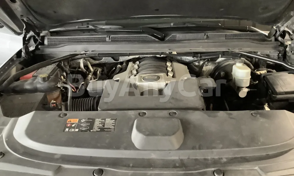 Vehicle photo 6