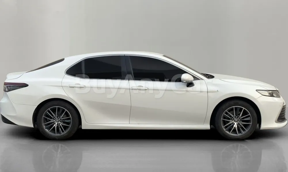 Vehicle photo 3