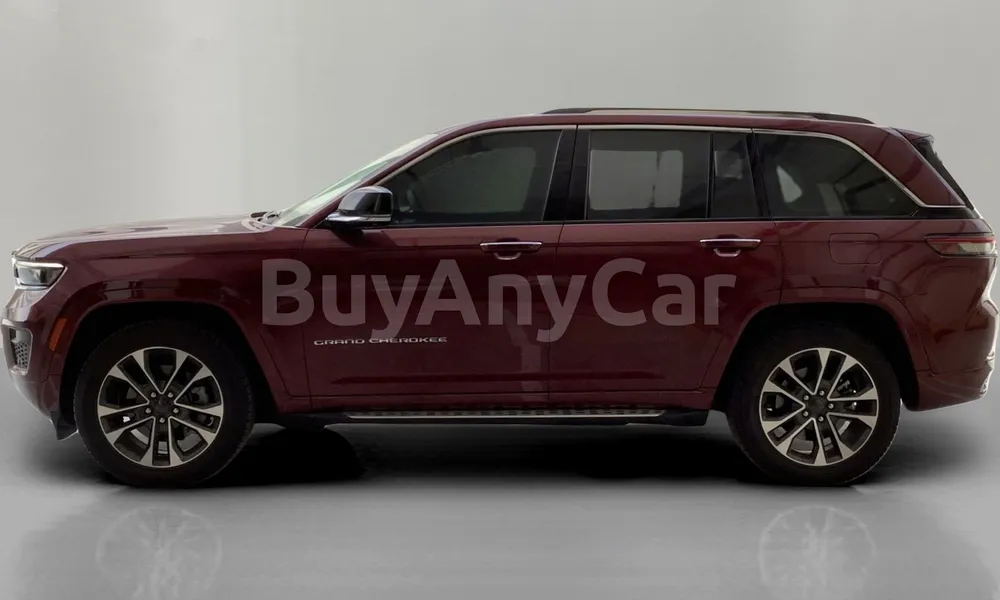 Vehicle photo 4