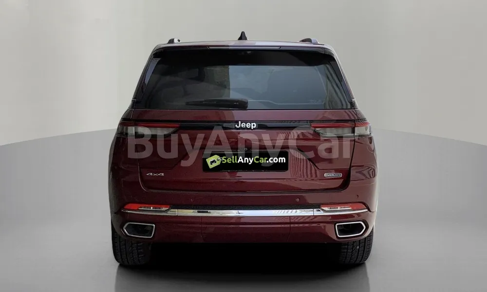 Vehicle photo 2