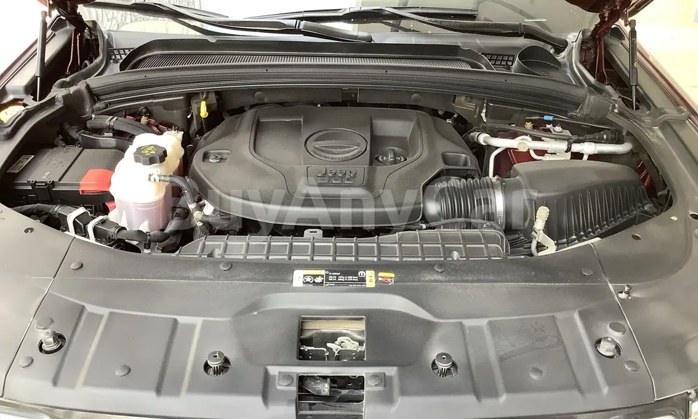 Vehicle photo 6