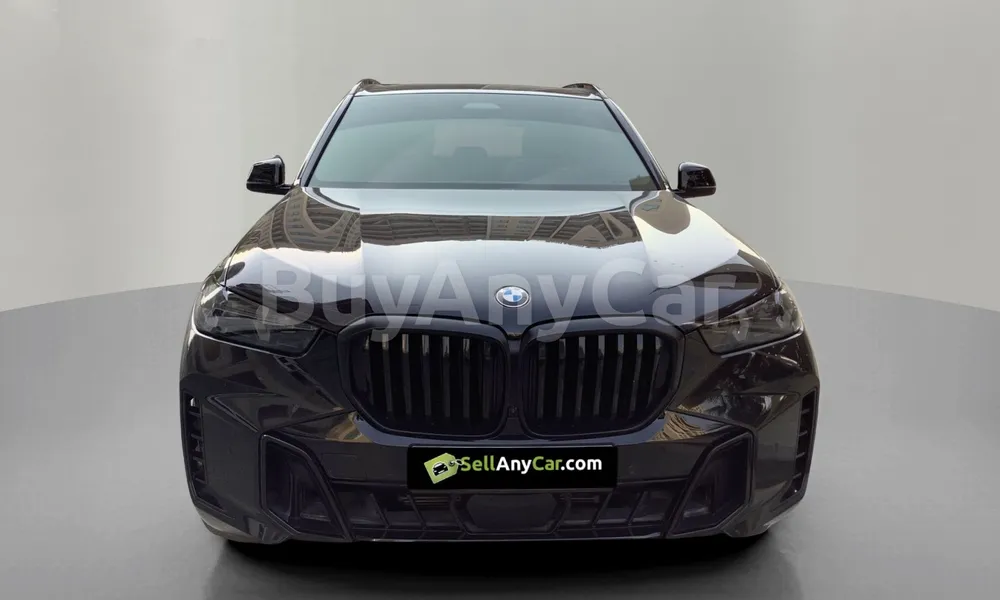 Vehicle photo 1