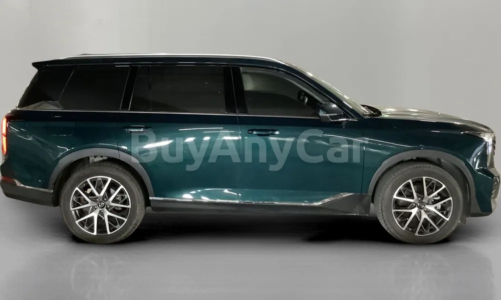 Vehicle photo 3