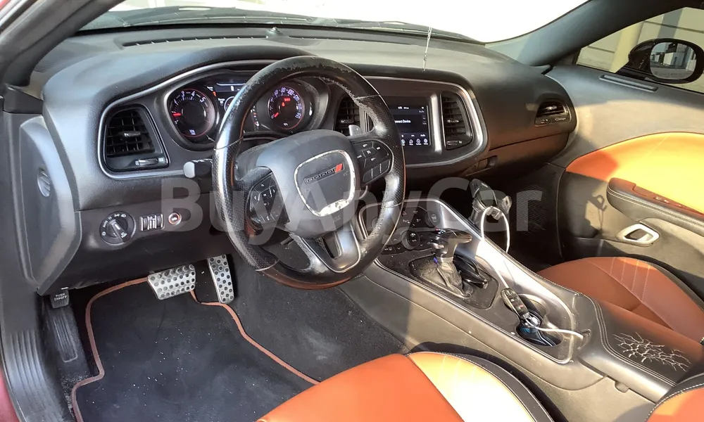 Vehicle photo 8