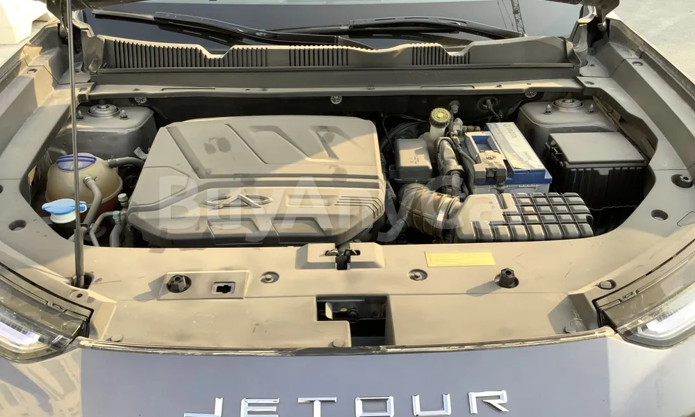 Vehicle photo 6