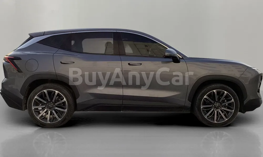 Vehicle photo 3