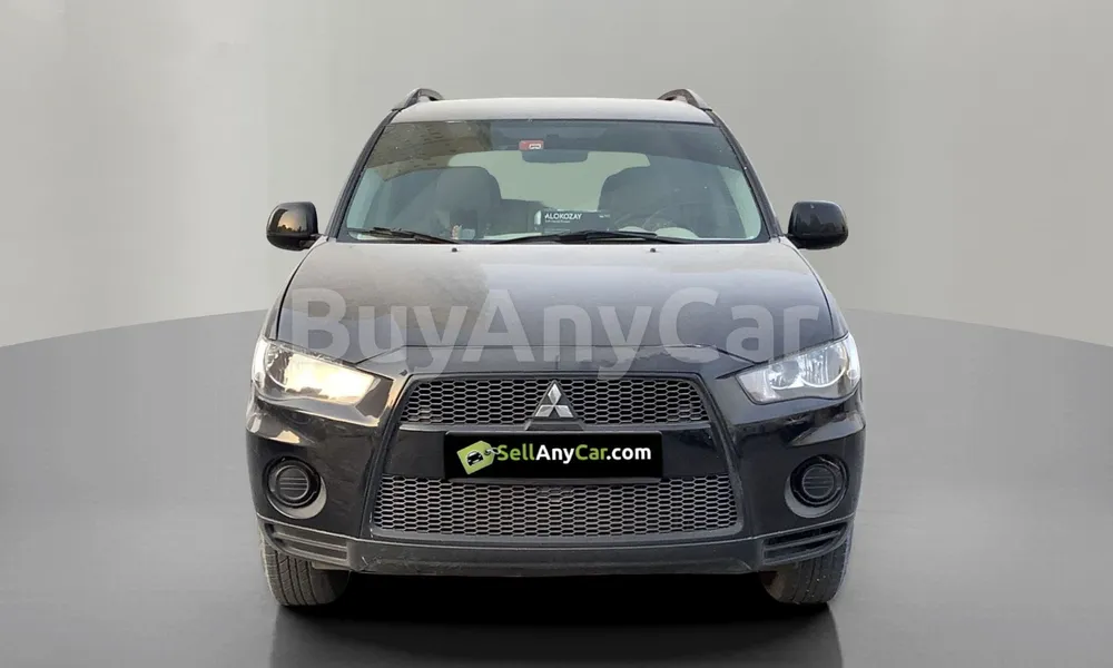 Vehicle photo 1