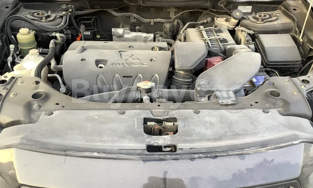Vehicle photo 6