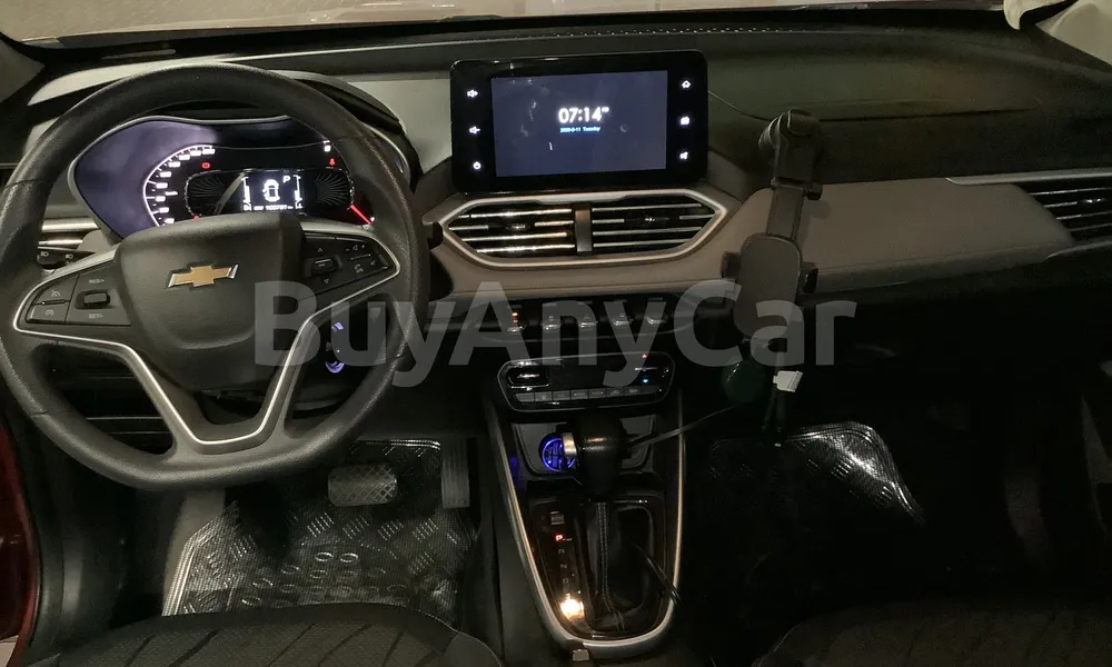 Vehicle photo 7