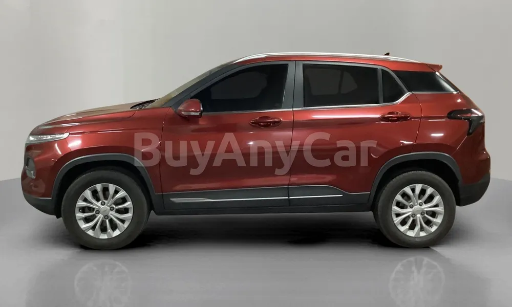 Vehicle photo 4