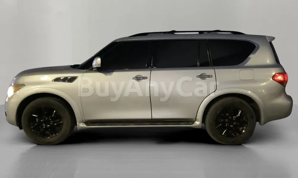 Vehicle photo 4