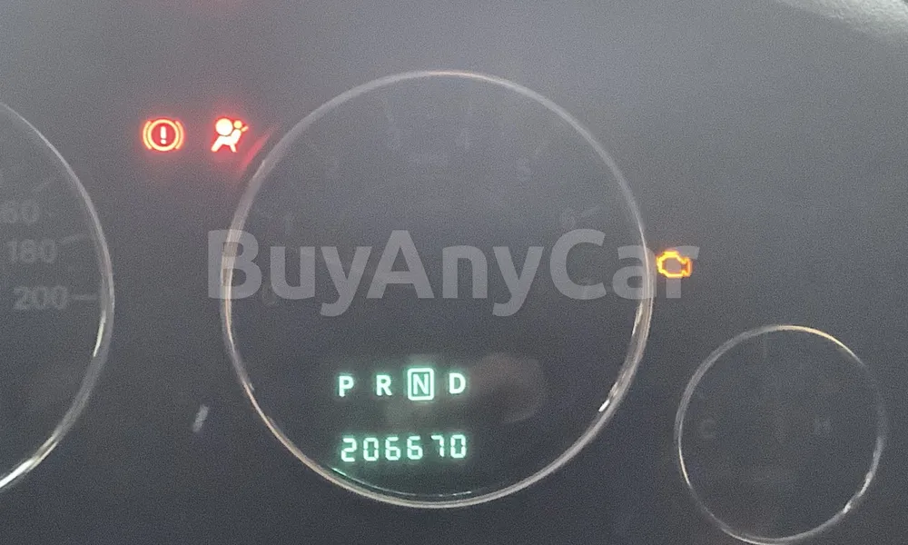 Vehicle photo 7