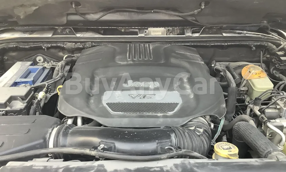 Vehicle photo 5