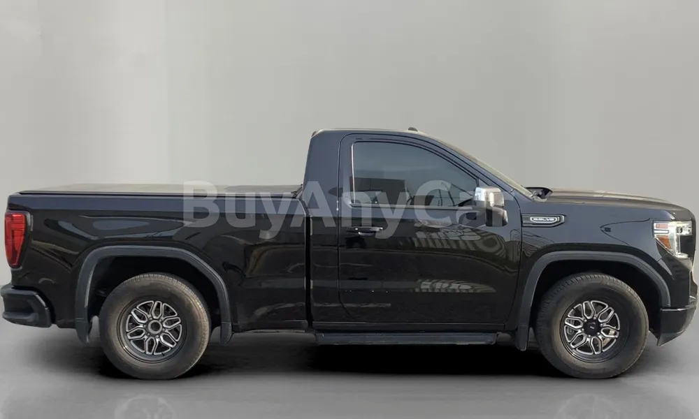 Vehicle photo 3