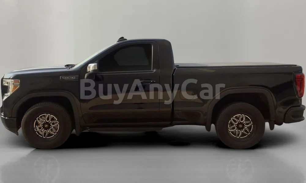 Vehicle photo 4