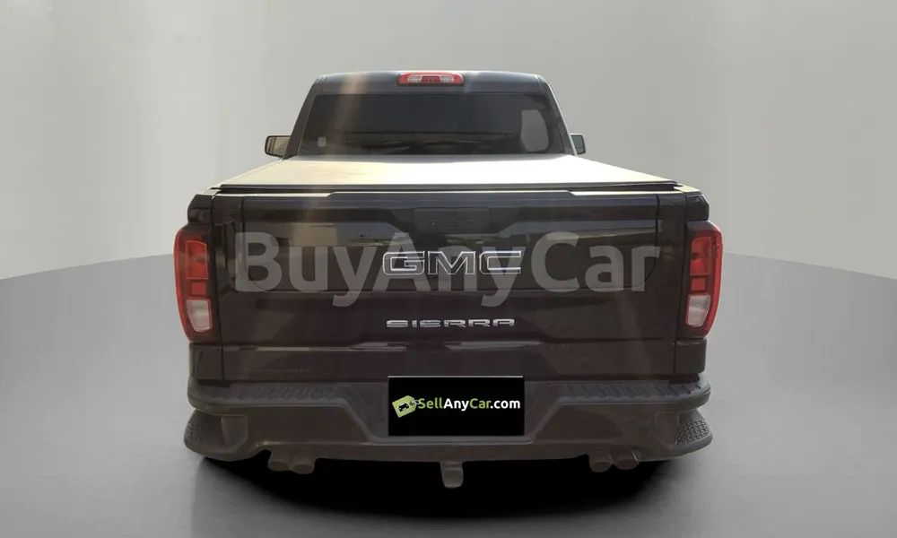 Vehicle photo 2