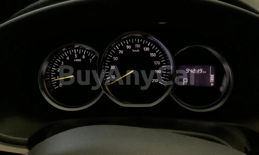 Vehicle photo 5