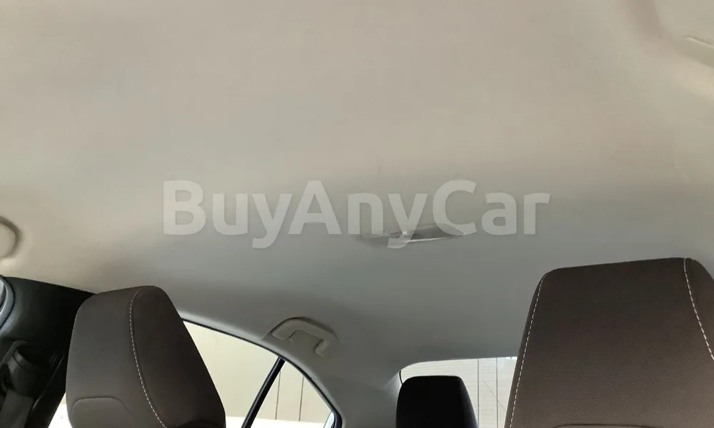 Vehicle photo 10