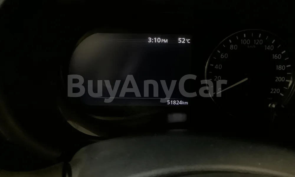 Vehicle photo 10