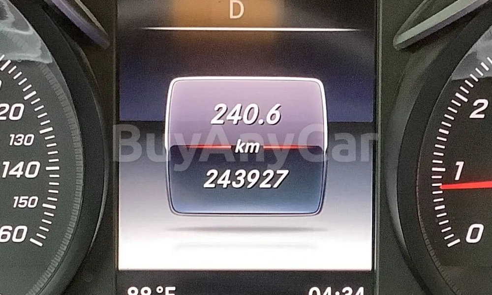 Vehicle photo 6