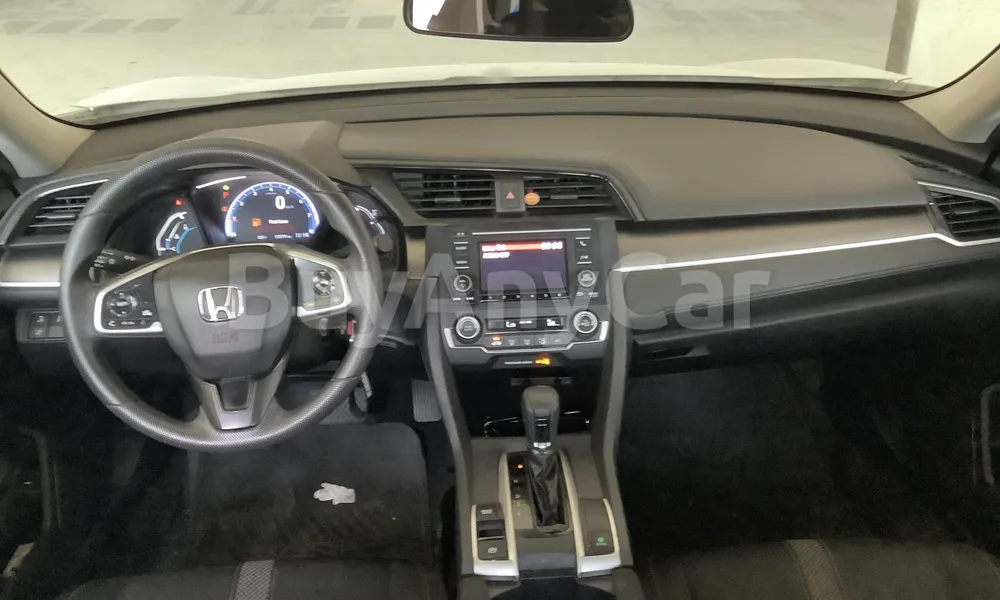Vehicle photo 6