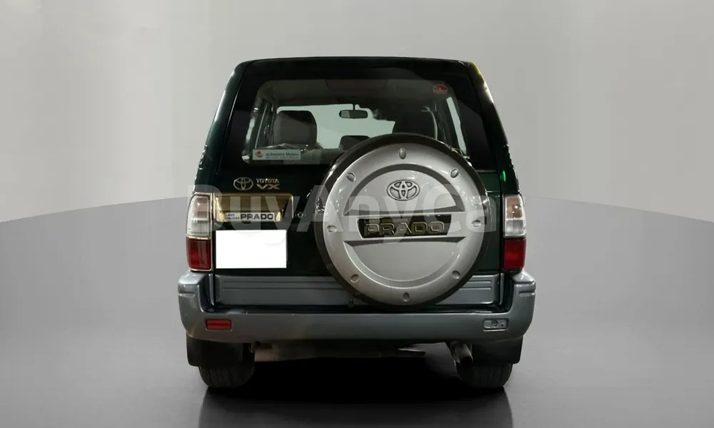 Vehicle photo 2