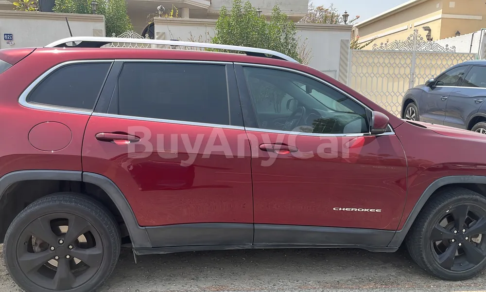 Vehicle photo 6