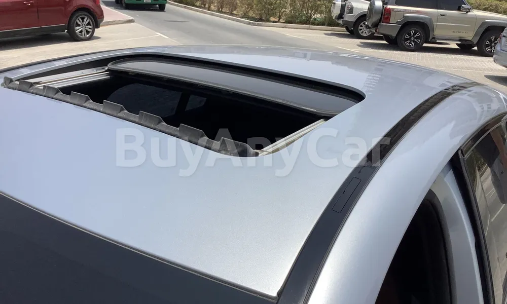 Vehicle photo 5