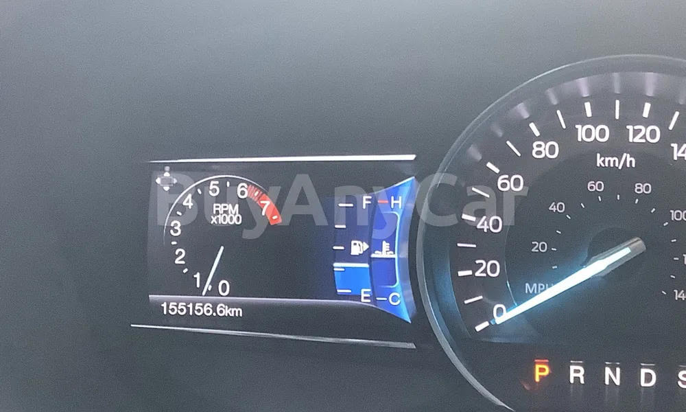 Vehicle photo 7