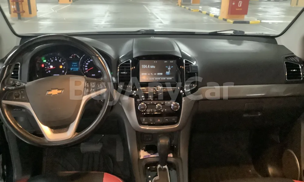 Vehicle photo 8