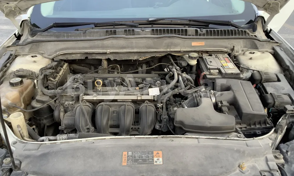 Vehicle photo 6