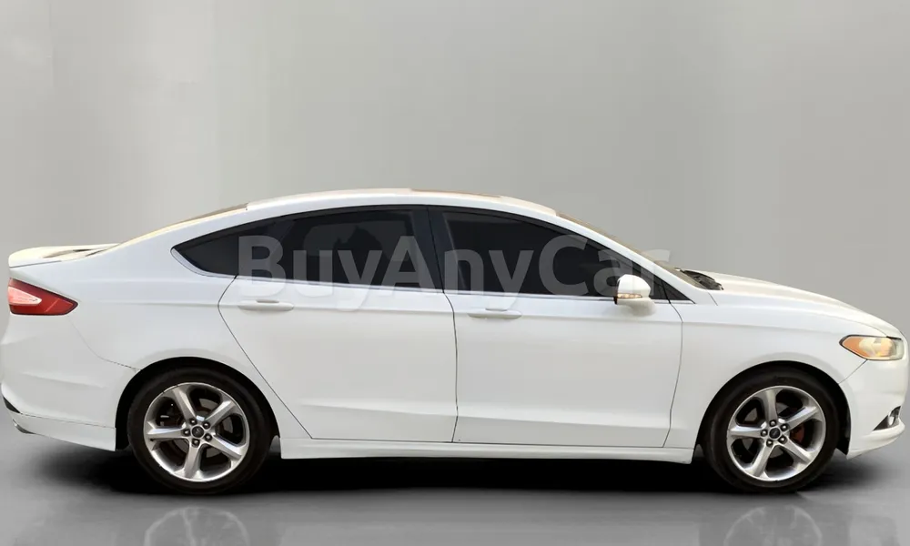 Vehicle photo 3