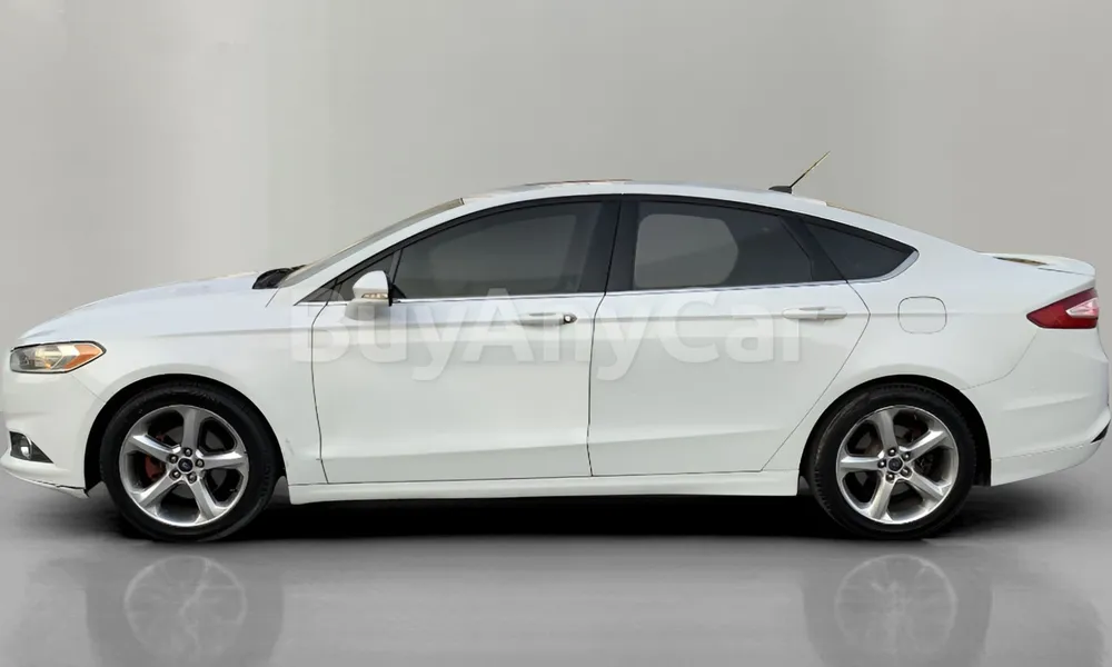 Vehicle photo 4