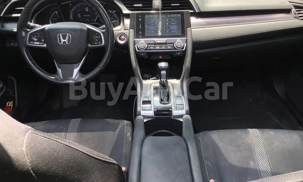 Vehicle photo 8