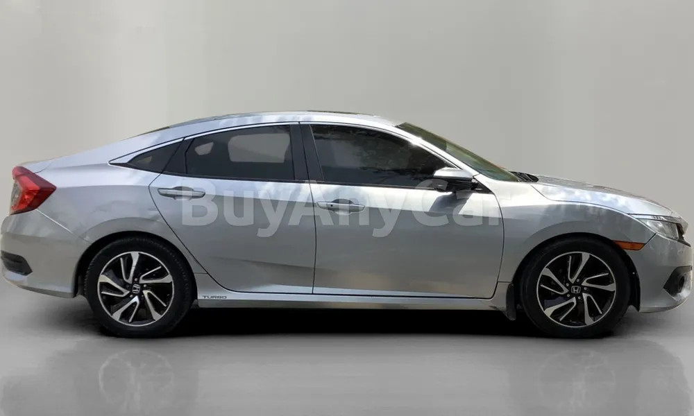 Vehicle photo 3