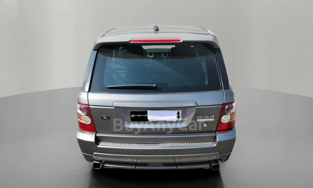 Vehicle photo 2