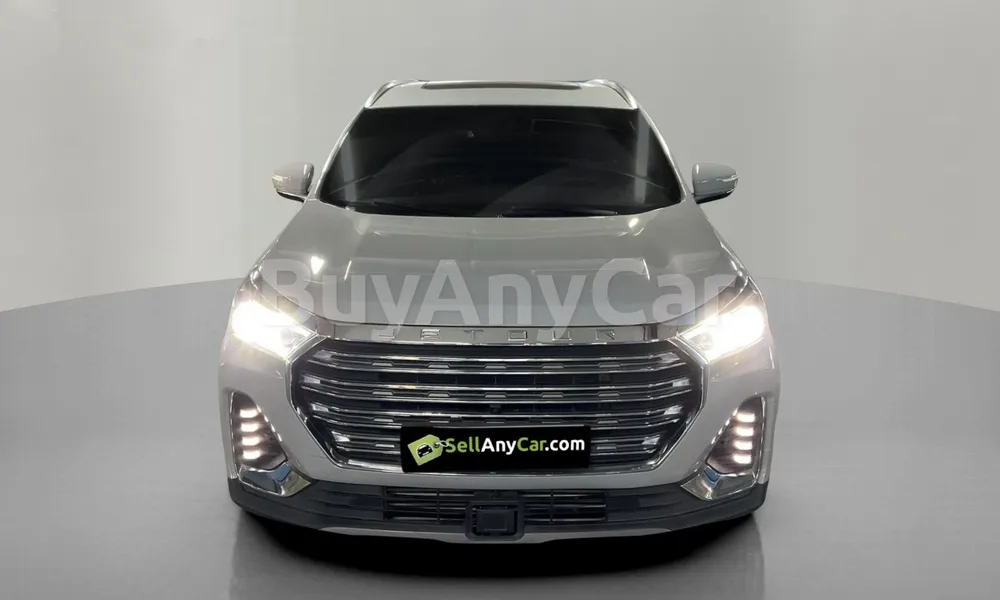 Vehicle photo 1