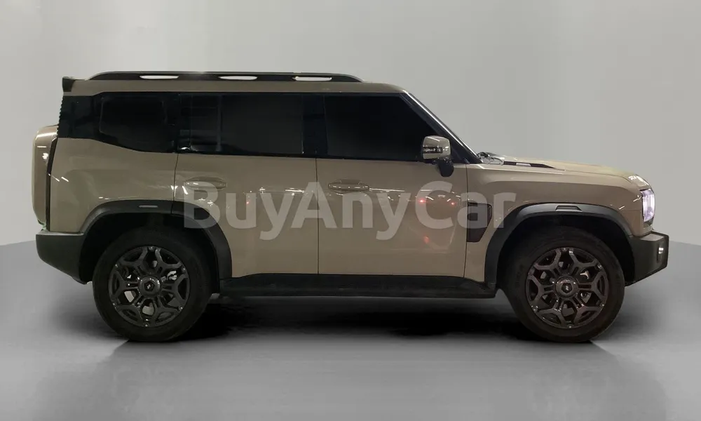 Vehicle photo 3