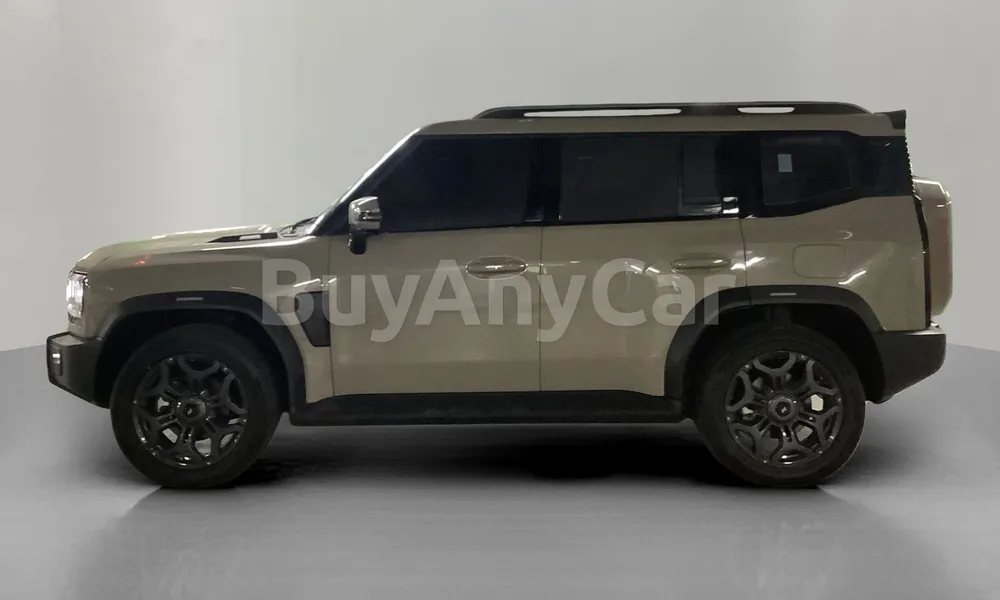 Vehicle photo 4