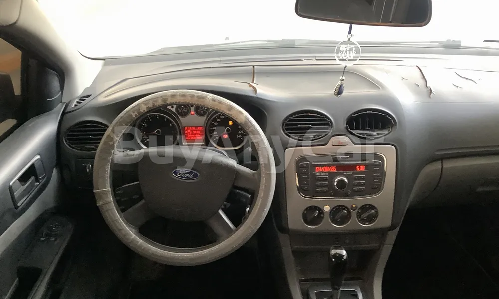 Vehicle photo 7