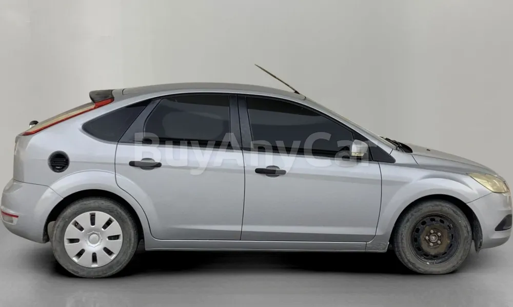 Vehicle photo 3