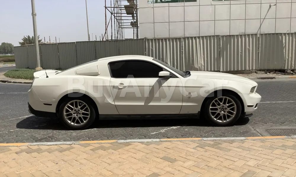 Vehicle photo 3
