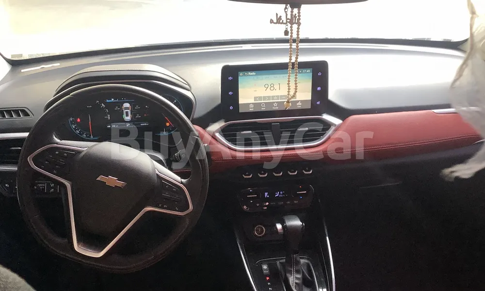 Vehicle photo 7