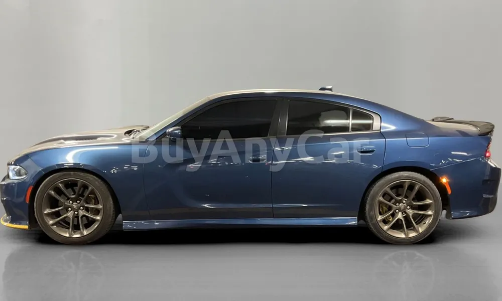 Vehicle photo 4