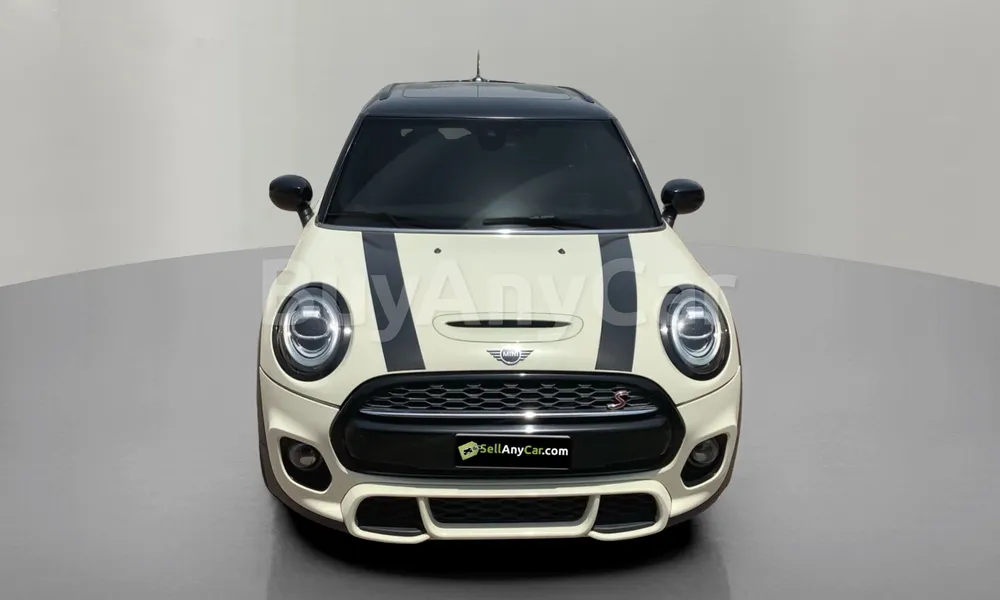 Vehicle photo 1