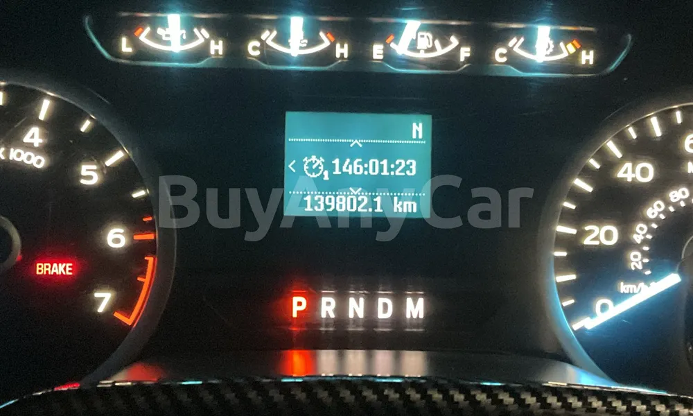 Vehicle photo 8