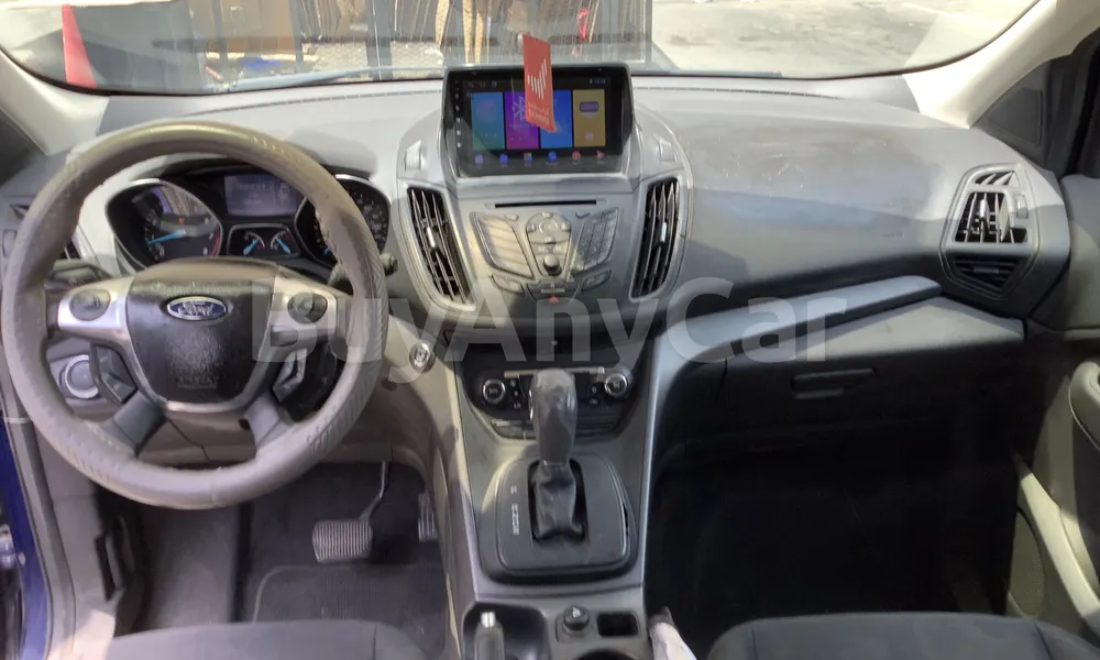 Vehicle photo 8